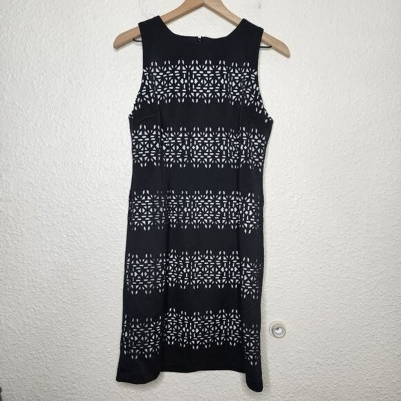 White House Black Market Textured Cutout Sheath Dress Women's Size 8 - Picture 1 of 8